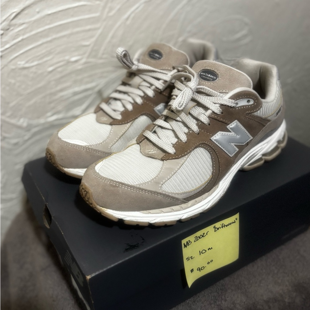 New Balance Men's Tan and Cream Sneakers